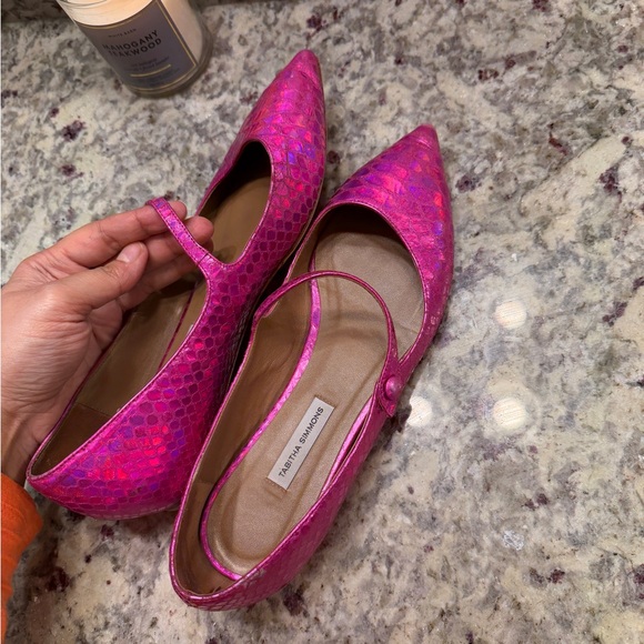 Tabitha Simmons Fuscia Pink Holographic Mary Jane Flats Sandals made in Italy - Picture 10 of 14